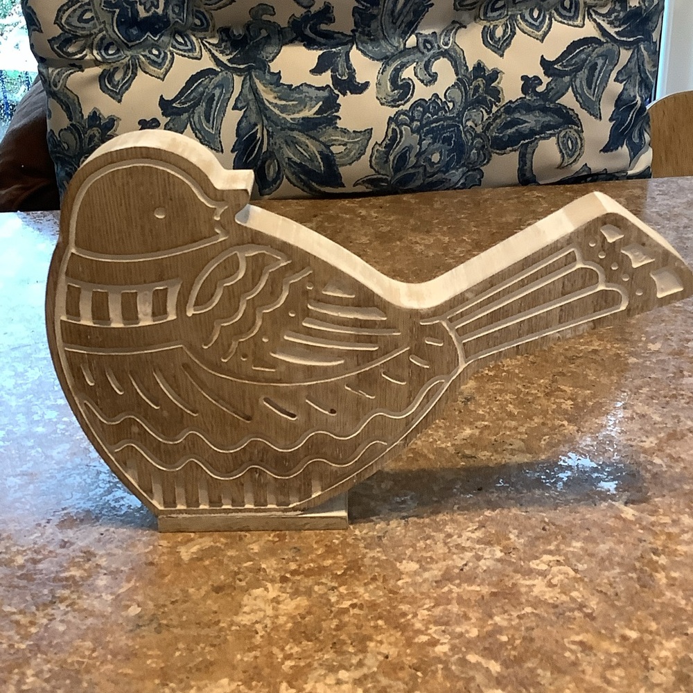 TWO WOOD BIRDS WALL AND SHELF - Picture 3 of 5